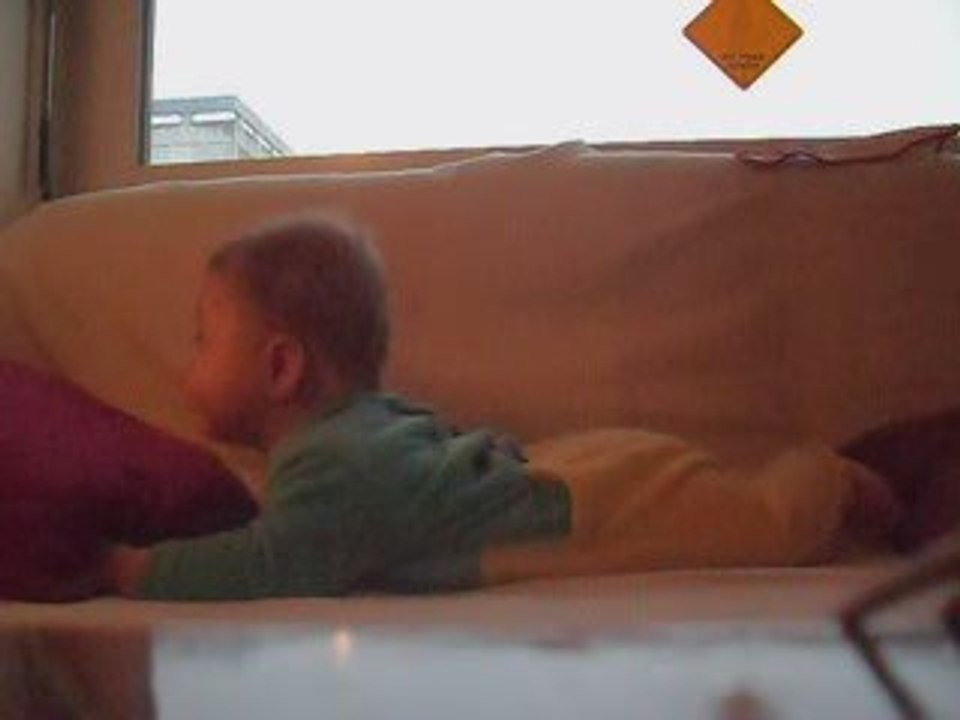 Nathan fait l'avion