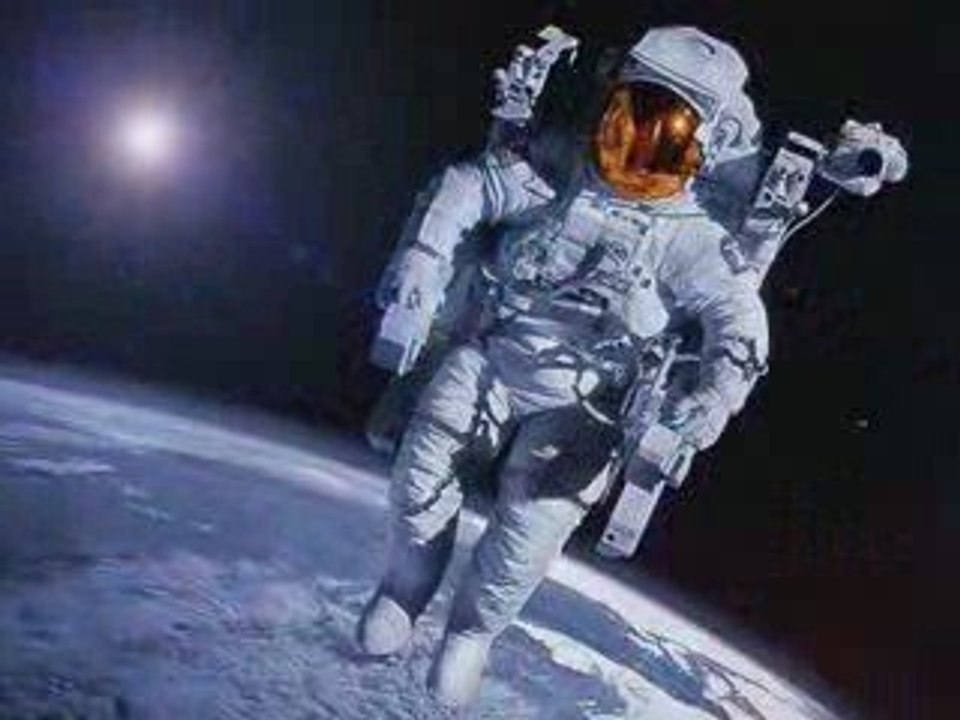 LA CONQUETE DE L'ESPACE PAR LES ASTRONAUTES