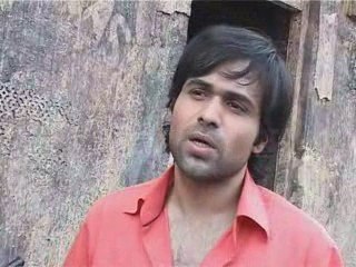 lb 251 ON LOCATION  THE TRAIN