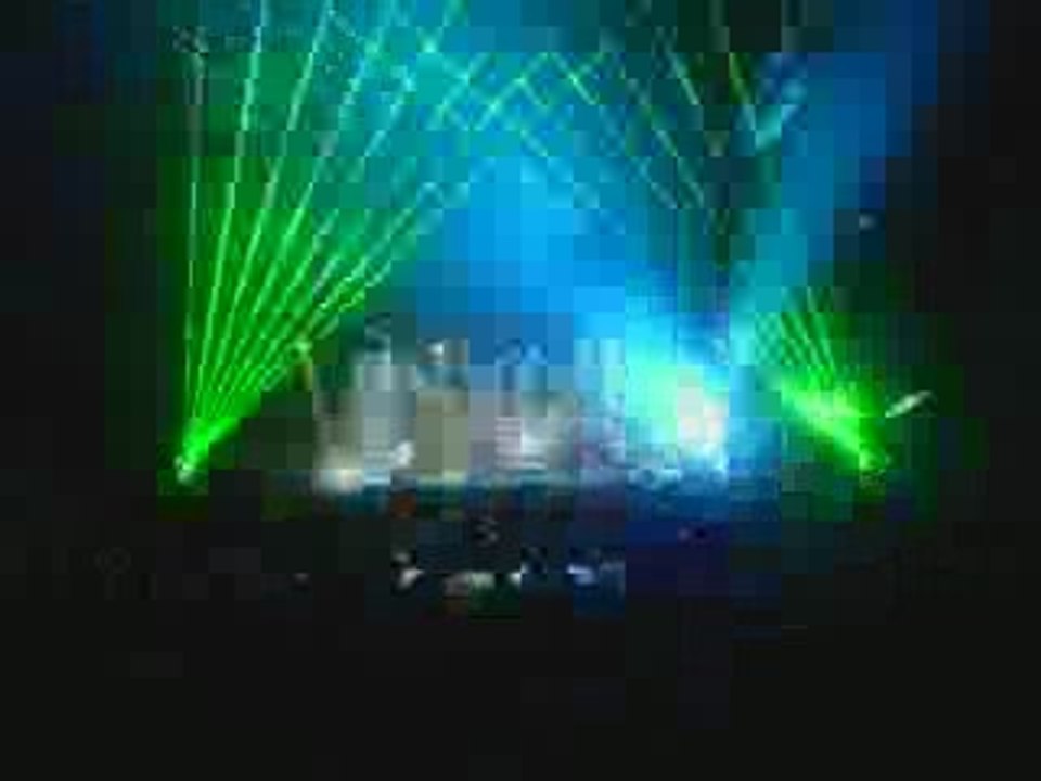 Muse at Lièvin (31/10/09) -  New born 1