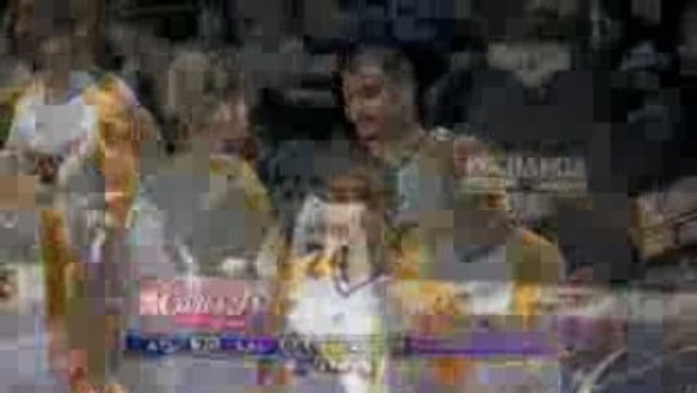 NBA Kobe Bryant hits Andrew Bynum with a fancy behind-the-ba