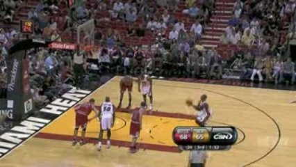 NBA Dwyane Wade becomes the first Heat player to score 10,00