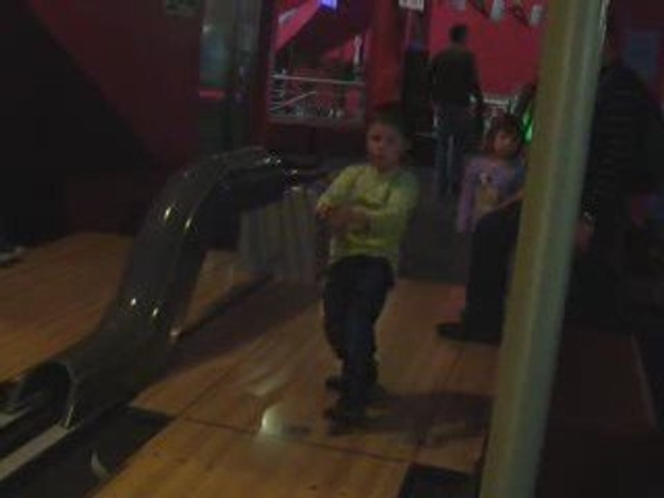 Mini bowling
