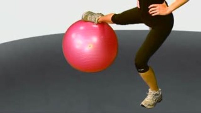 Adductor Squat - Womens exercise videos from Maximuscle