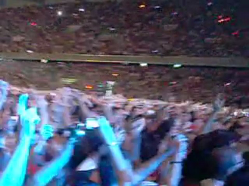 Coldplay -Live @ Parc des Princes 2009 Viva La Vida part 2