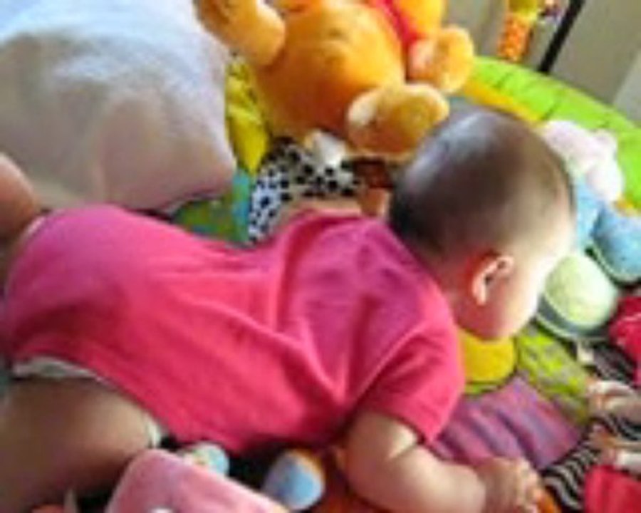 Hana sur le ventre - 2