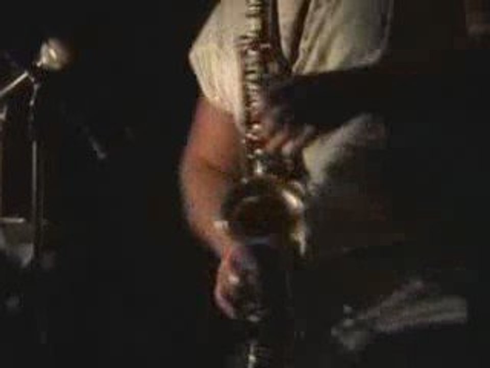 Музыканты саксофон Харьков Saxophone_muzikanty_music_Kharkov