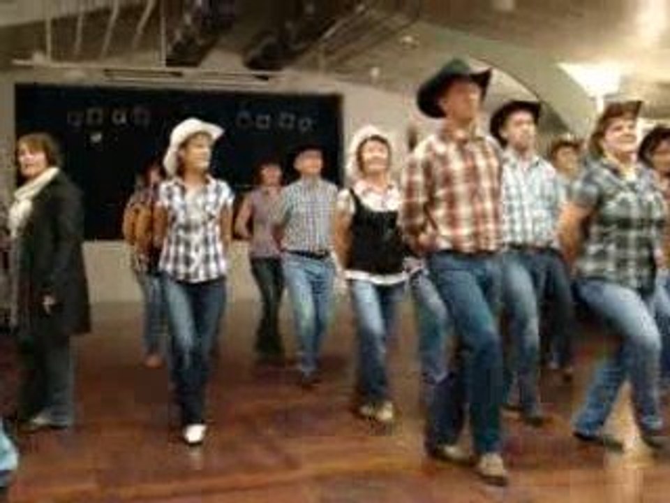 Dancing Violins - Les Lucs sur Boulogne