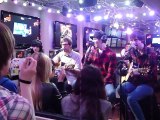 Cobra Starship Good Girls Back bad en live sur NRJ (lesi)