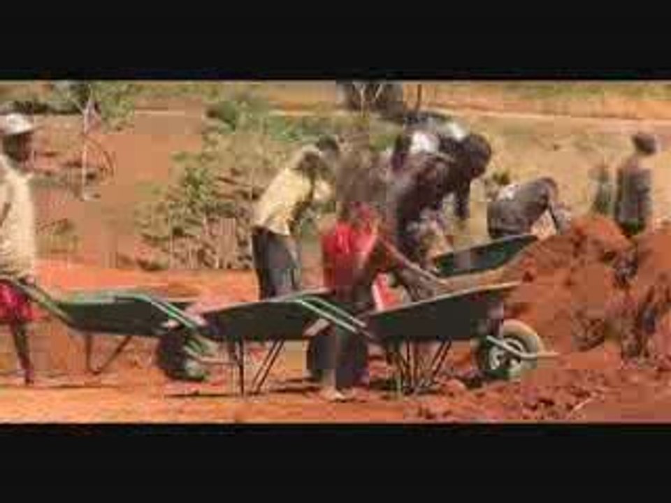 Père Lhomme, MEP a Madagascar