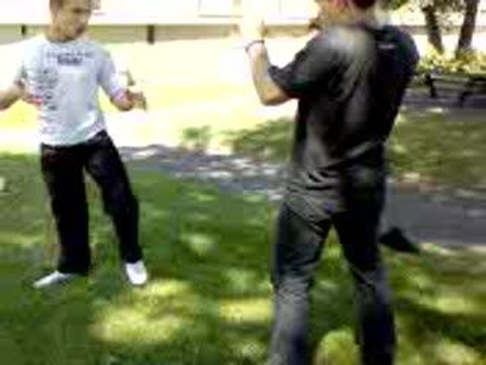 muay thai vs karate razor vs mathieu