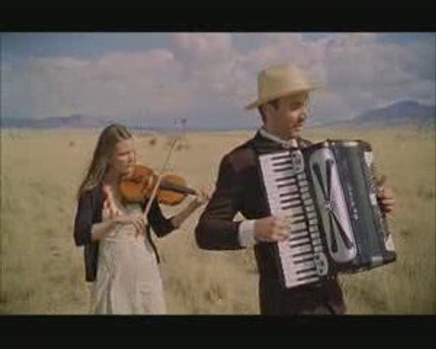 A Hawk And A Hacksaw - I Am Not A Gambling Man