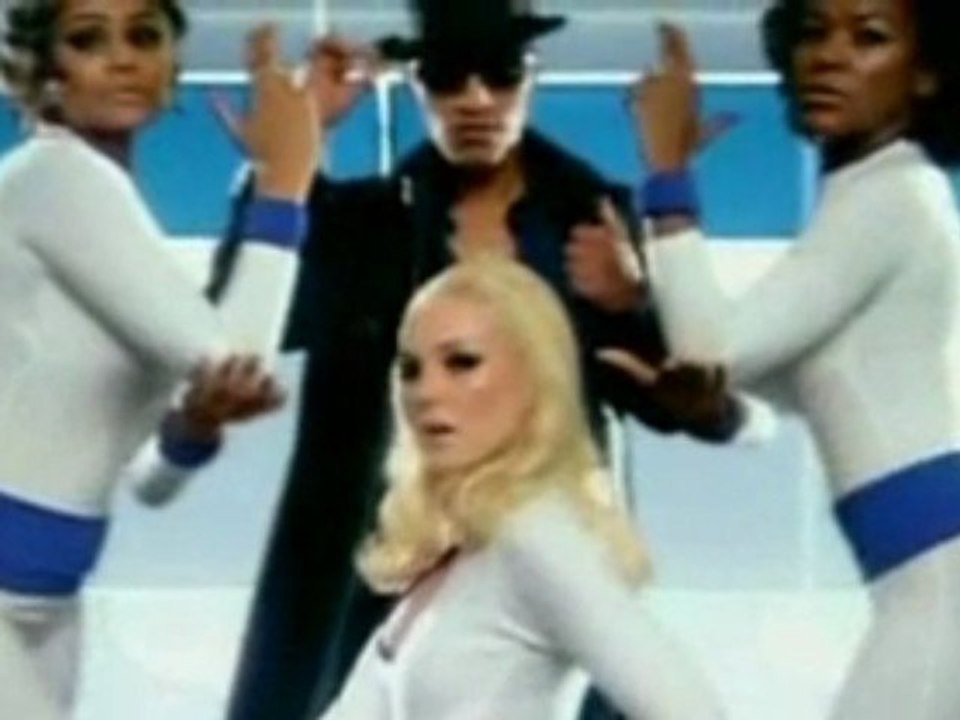 Coolio - Gangsta Walk (ft. Snoop Dogg)