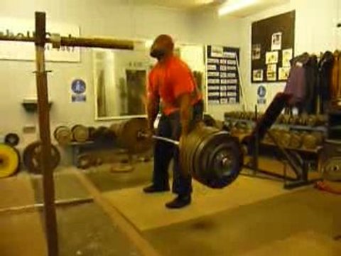 mark felix deadlifting 400KG or 880lbs NO STRAPS