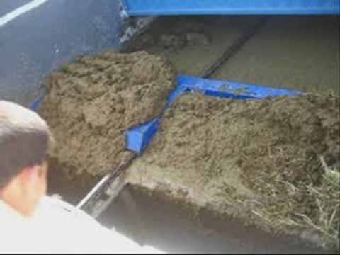 OTOMATİK ZİNCİRLİ GÜBRE SIYIRICI