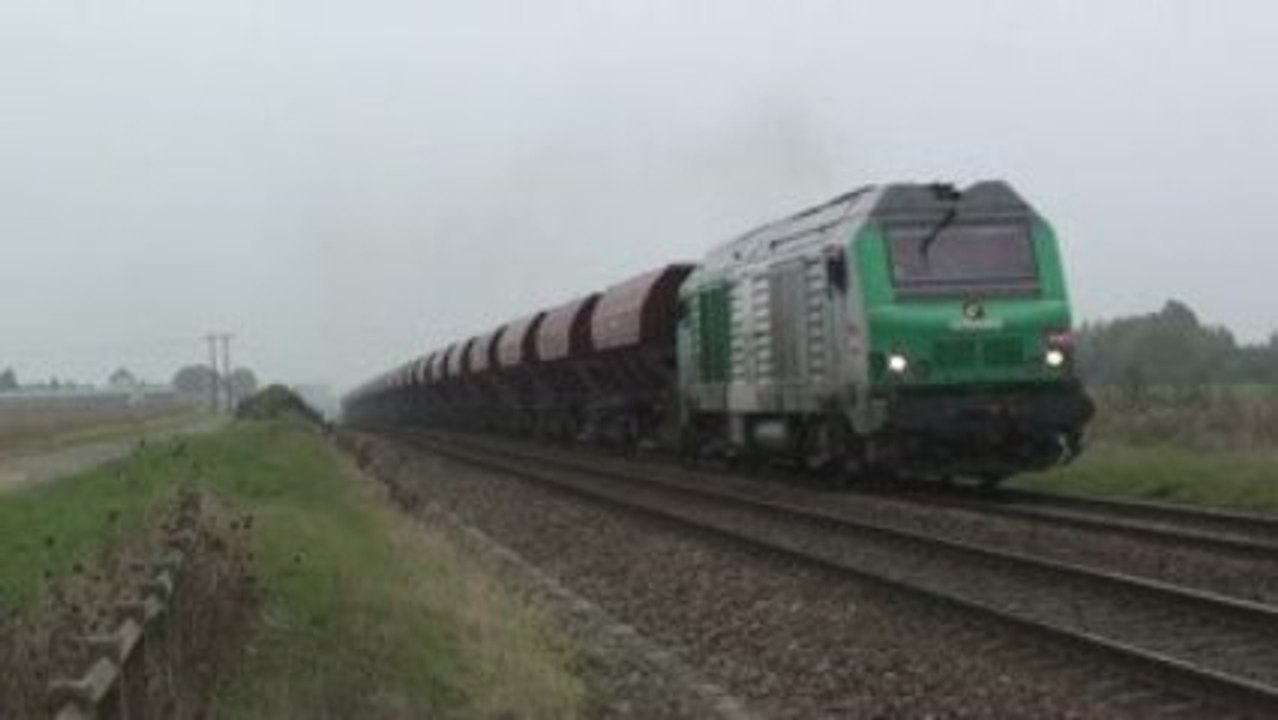 475046 459678 12H10 CHAULNES LONGUEAU JE 29 OCT 09 CHAULNES