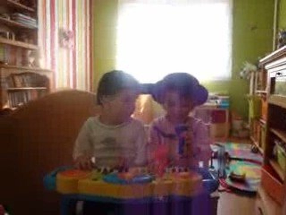 Les enfants chantent...!!!!