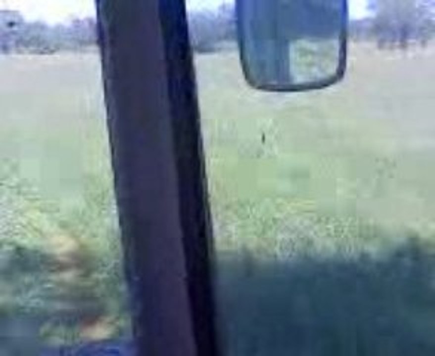 tracteur John deere 6110 et faucheuse kuhn 2m50