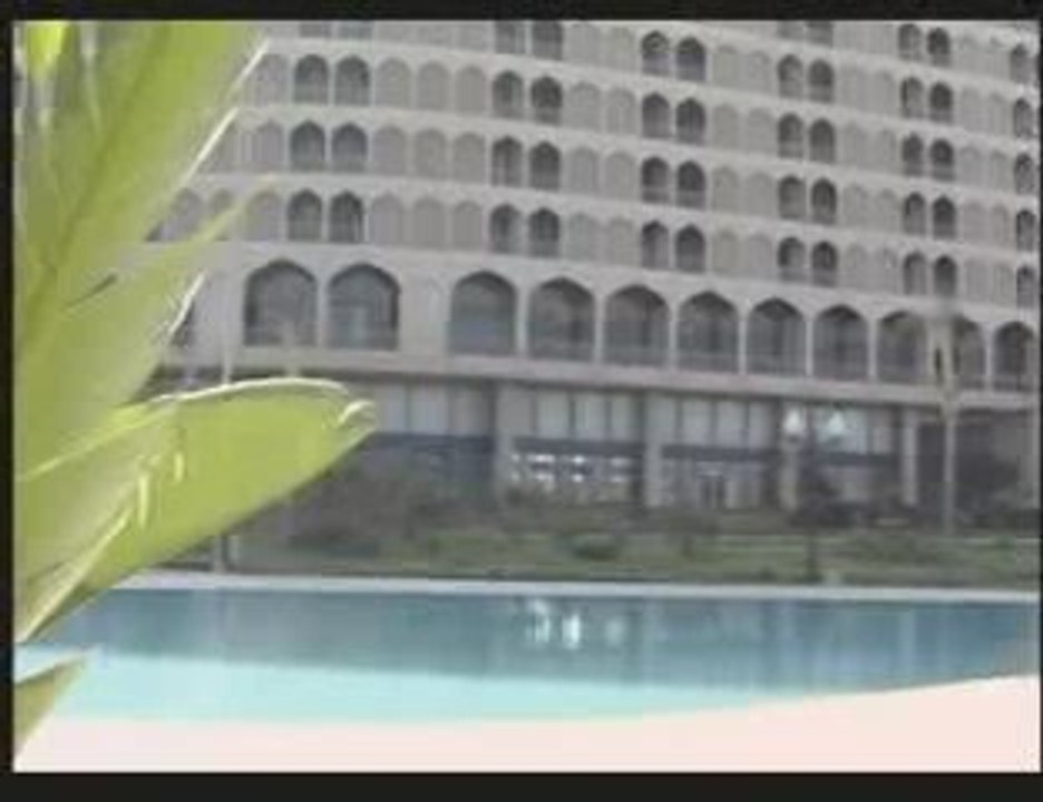 Hotel Hilton a Alger (2006)