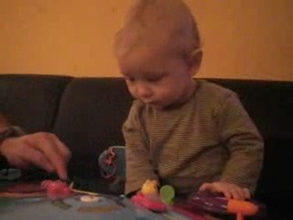 Jules aime la musique...