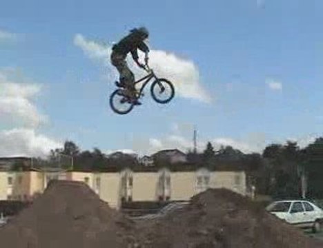 Jam dirt Athanor Montluçon 2003 BMX VIBES concept