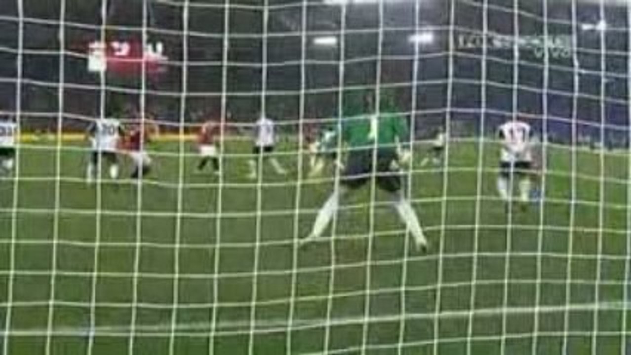 Roma 1:1 Fulham [John Arne Riise 68'] [5.Nov.2009]