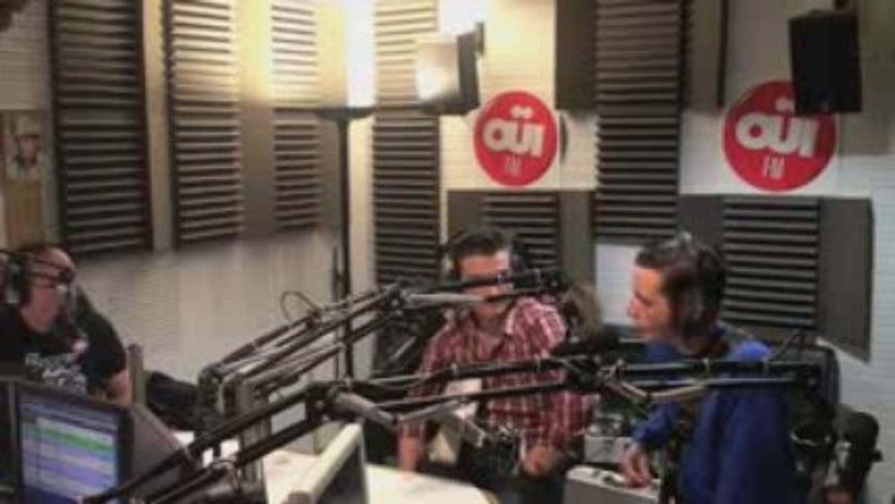 MUSTANG SESSION OUI FM