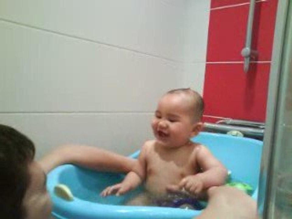 Axel rigolade avec papa