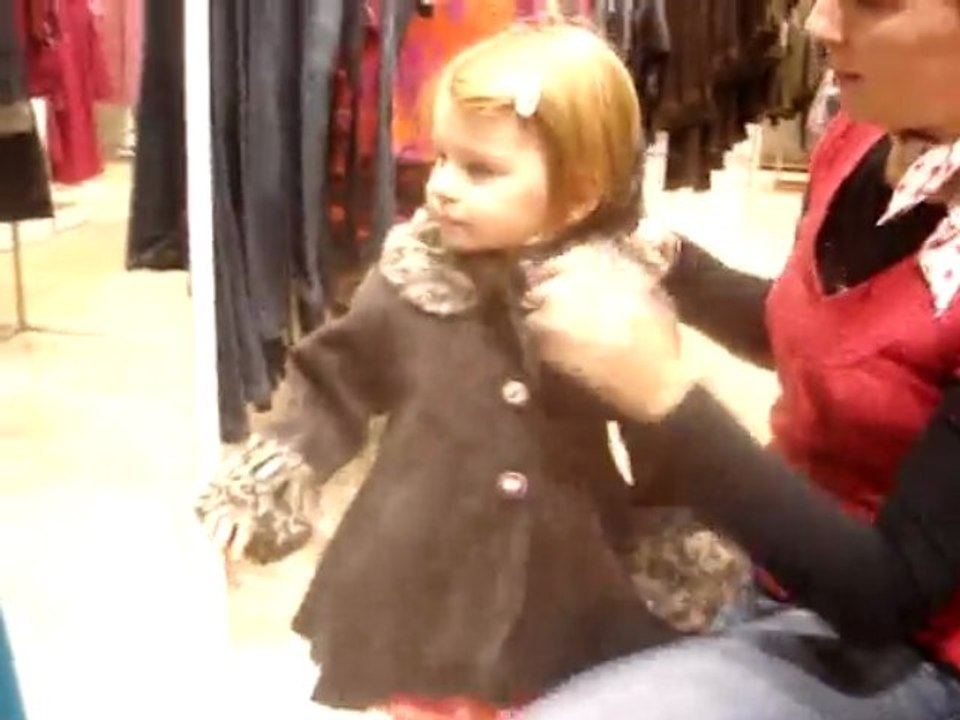 *...Hanna aux Galeries Lafayette...***°