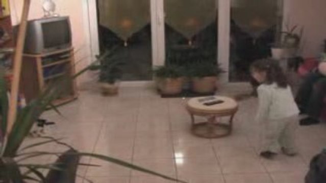 091025 film Adele et Minet