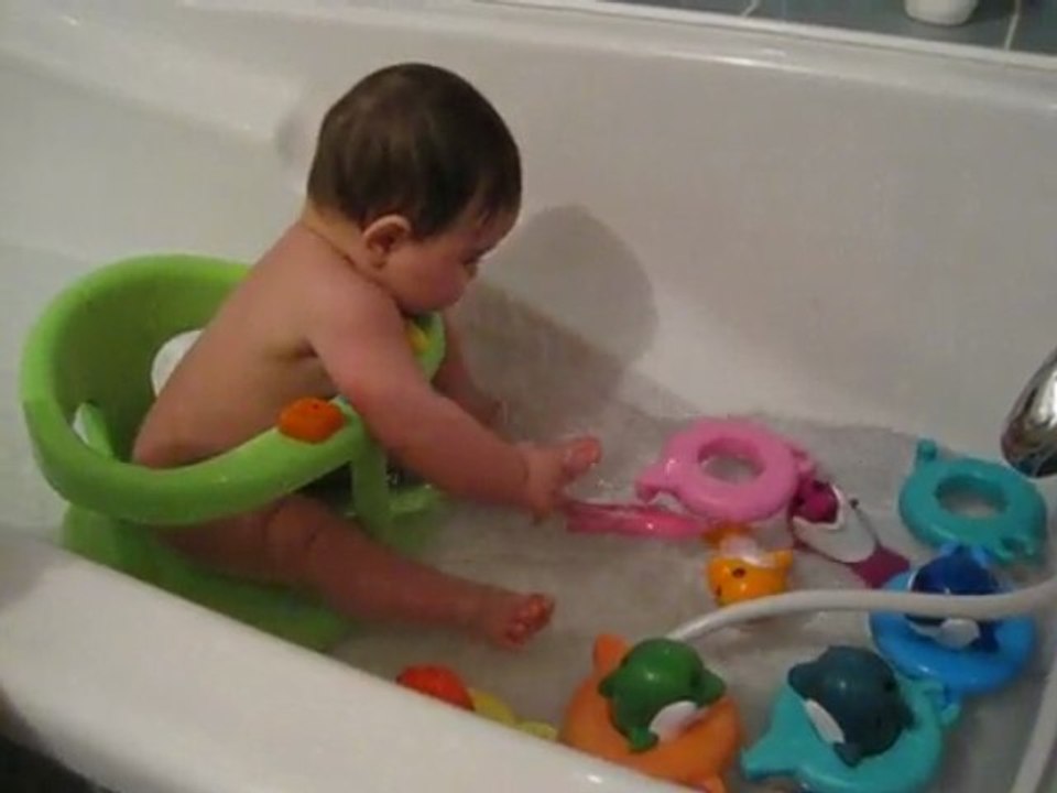 ashley dans son bain