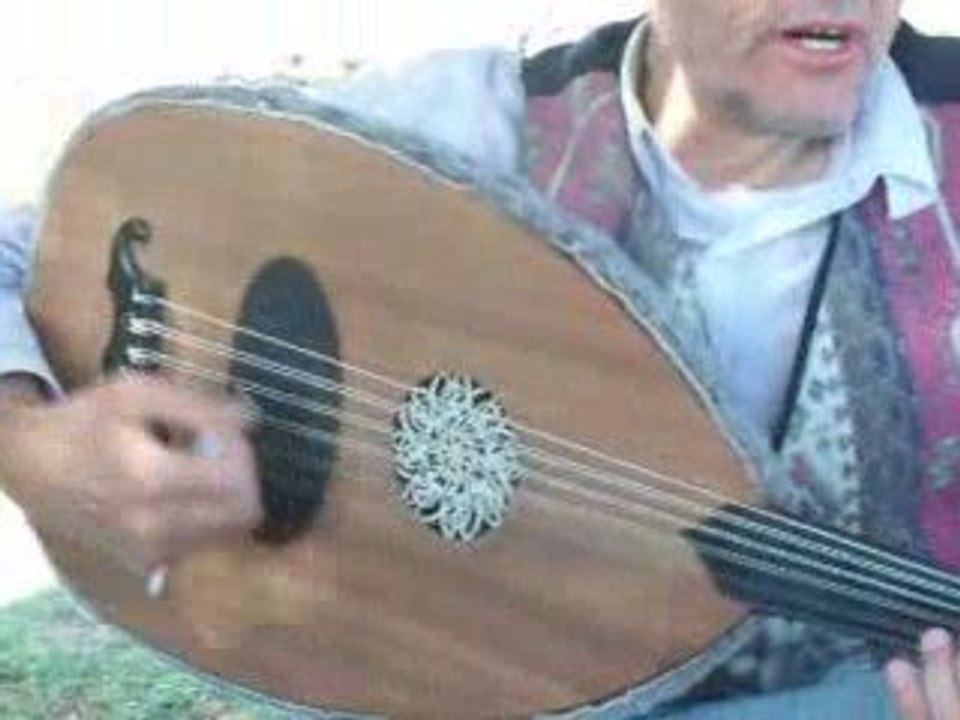 CAN AKIN Alman, İspanyol, İsviçre, Türk Tümata grubu ile Bir