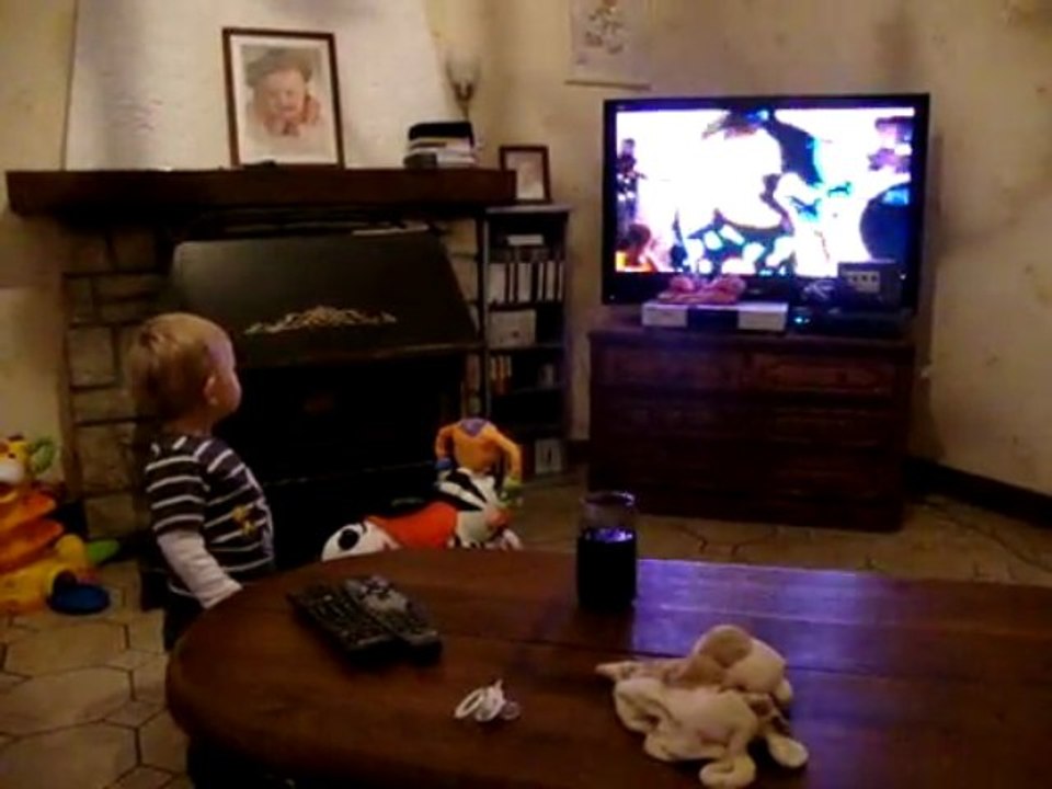 LUCAS, FAN D'HANNAH MONTANA