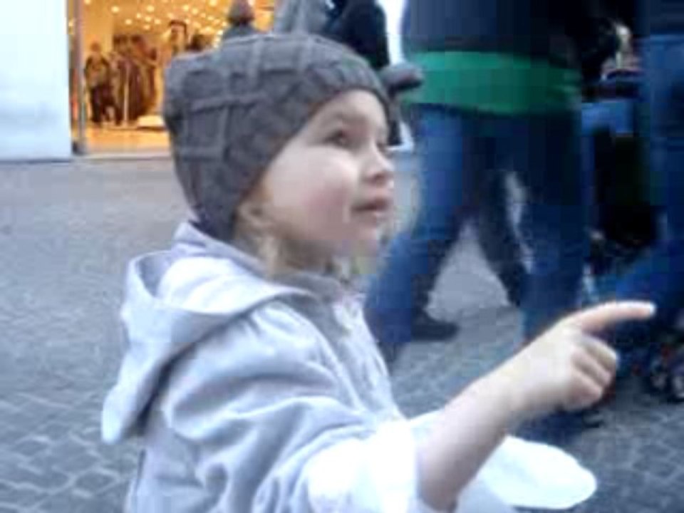 *...Hanna, future shopping addicted !!!...***°