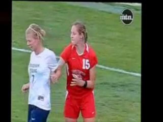 Calcio e botte tra ragazze