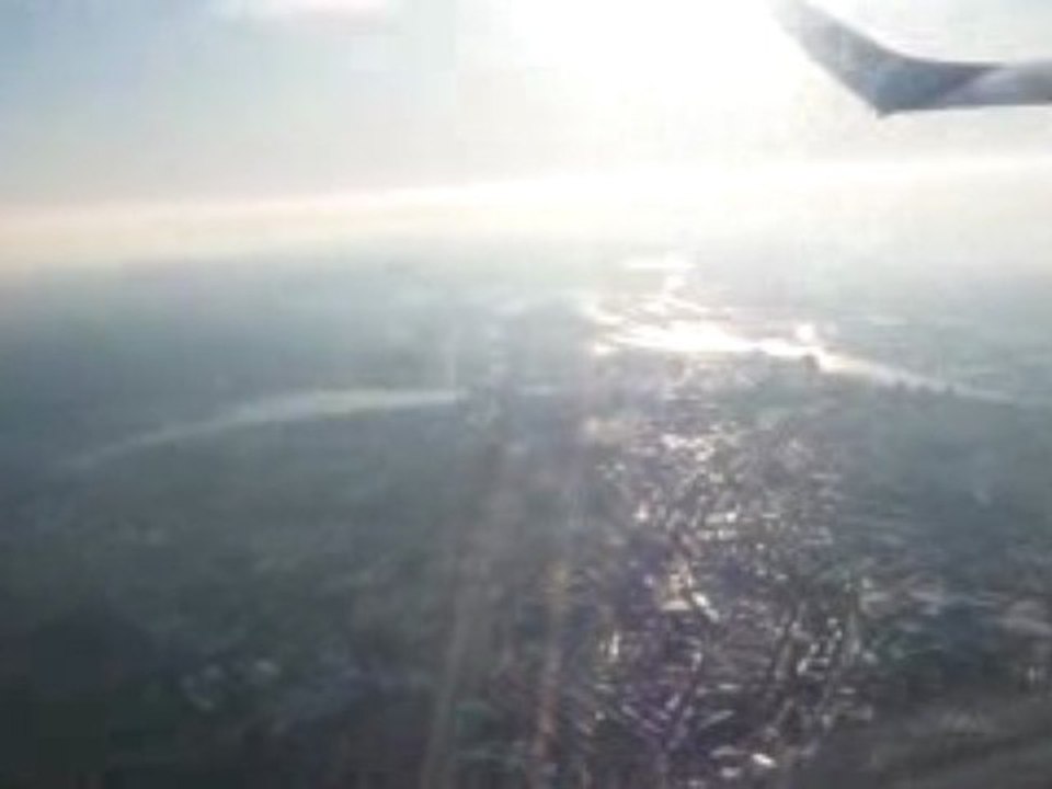 A fligh over Hamburg