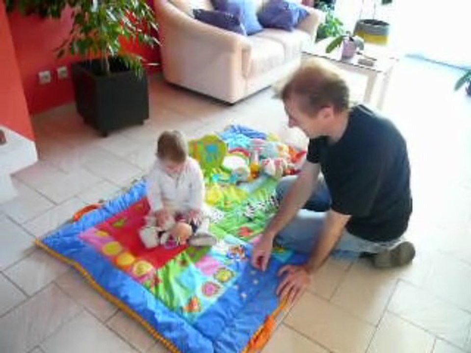 6 nov 2009 jeu de la balle avec Micha