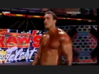 WWE Chris Masters se fait un kiffe !!! lol