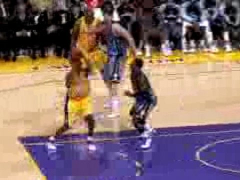 NBA Kobe Bryant drops 41 points and becomes the 15th as well