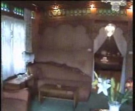 Kashmir Houseboats Tours