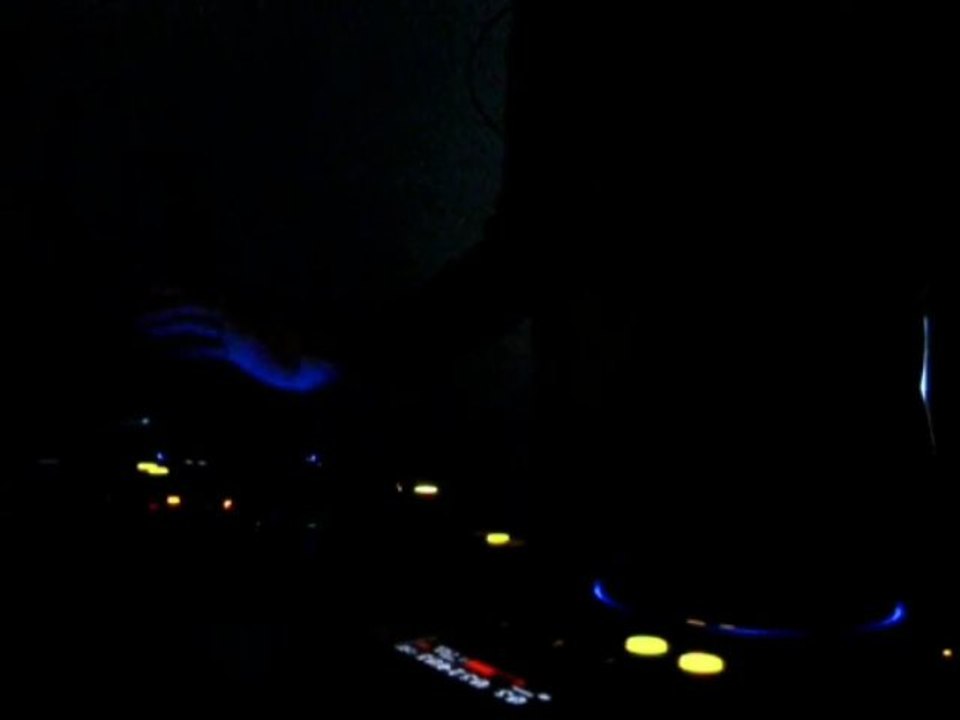 Pioneer CDJ 200 ; DJM 400 (mix house by DJ vin's) part 1