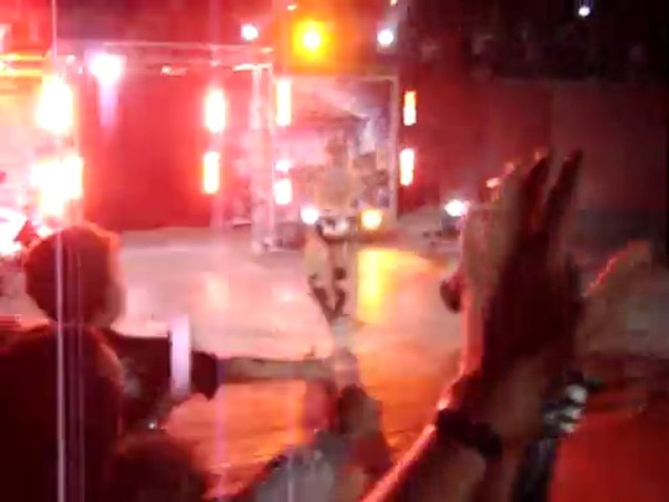 SMACKDOWN VS ECW BERCY 2009 ENTREE DE BATISTA L'ANIMAL