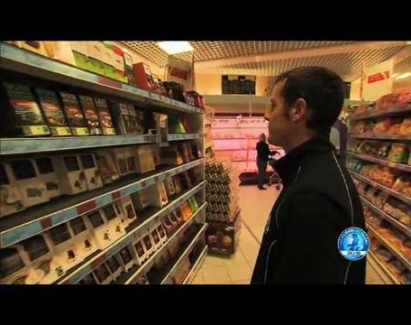 Marc et Christopher font leurs courses pour la Transat JV