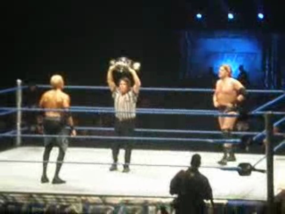 WWE ECW Live Belgium Forest National-06/11/2009 vid-2
