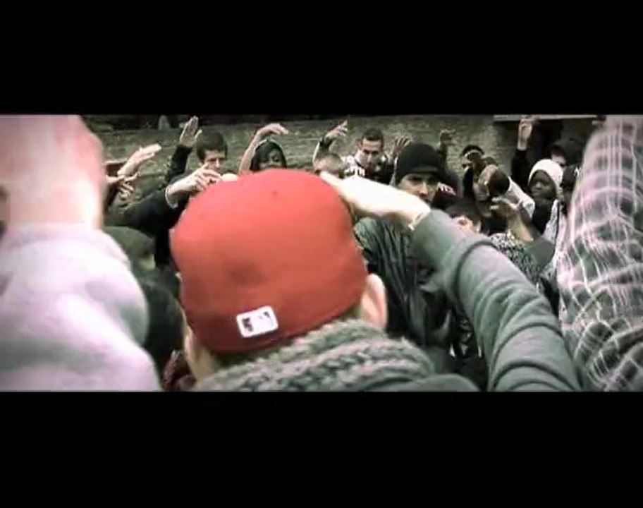 Proï-B : " Qui est ce type ? "