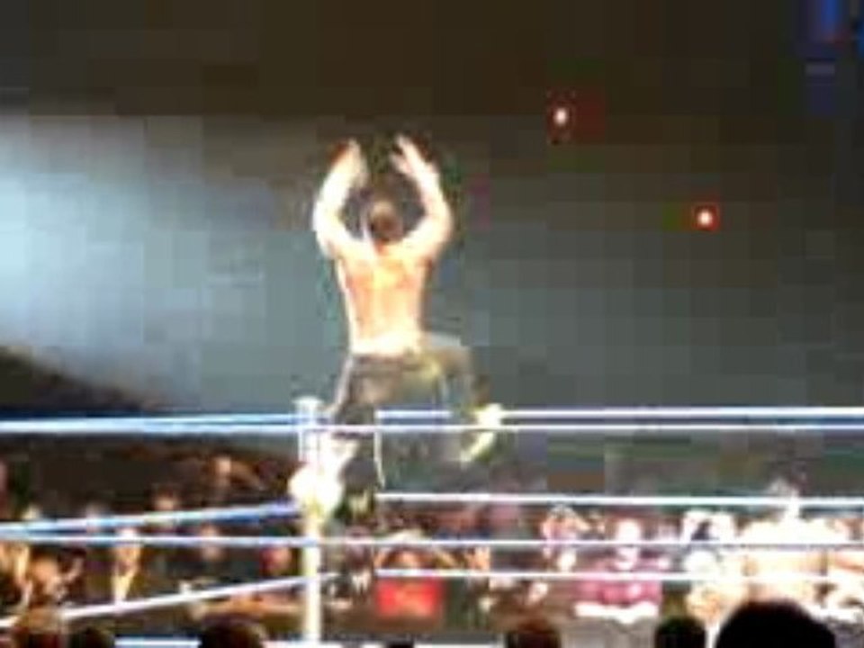 Fin du match Cryme Tyme Vs Hart Dynasty
