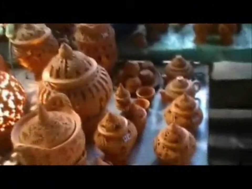 Travelling KOH-KRED [with Thai Subtitles]