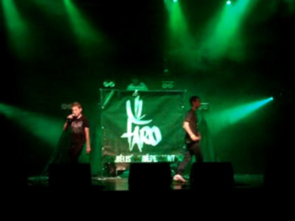 AK33 / Laisse Tomber .  1er partie D'il faro