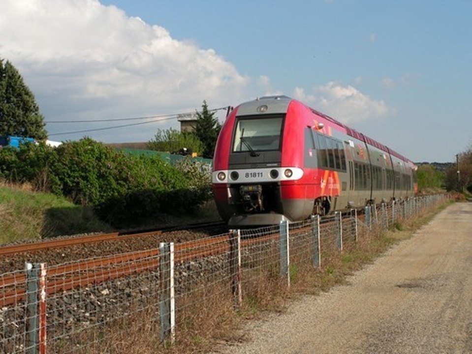 TER NIMES GENOLHAC + CLERMONT MARSEILLE 22 03 09