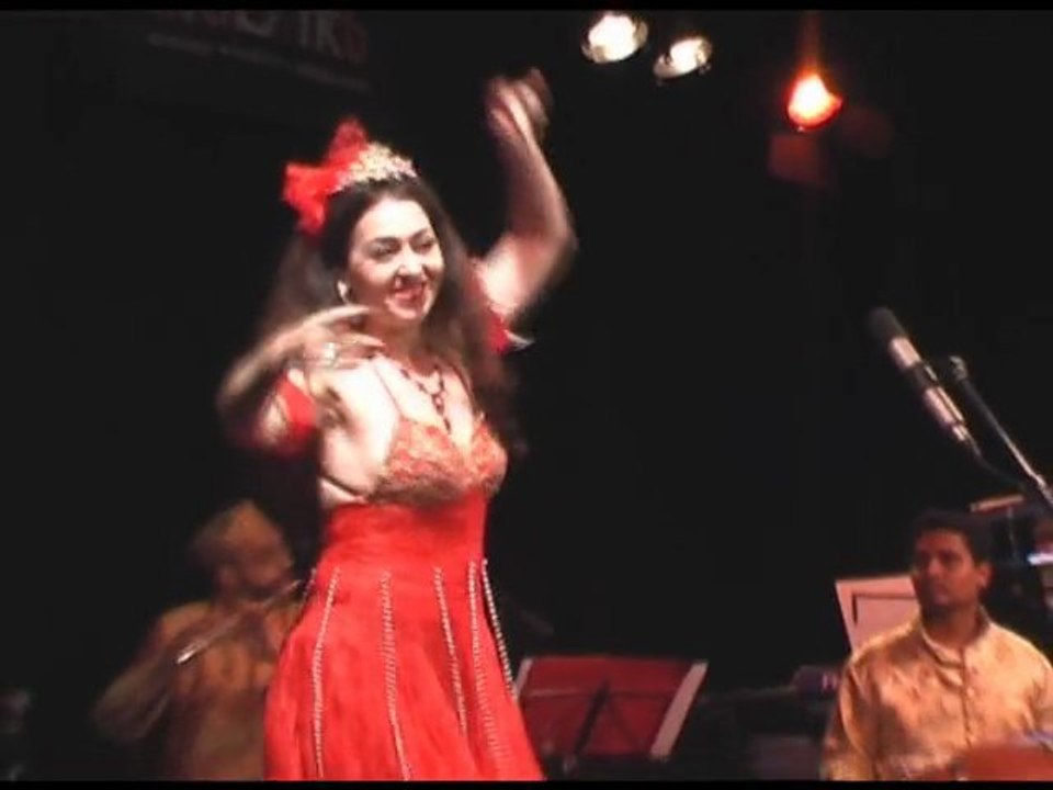 Haber Aldım (I got the message) - Gülay Princess & The Ensemble Aras live in Vienna at Sargfabrik